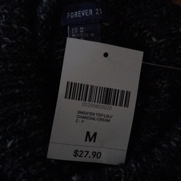 Cropped Tribal Grey Turtleneck Sweater - Picture 3 of 5